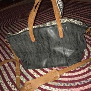 SUPER CUTE Francesca’s overnight bag!!